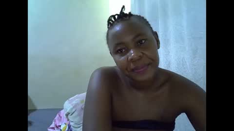 sassy_bella online show from February 17, 2026, 8:33 am