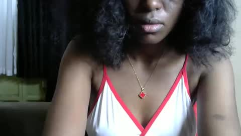 sassy_lyne online show from December 4, 2025, 8:12 am