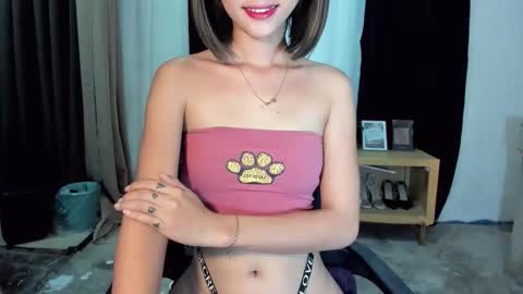 lovely Khaty online show from April 14, 2026, 4:46 pm