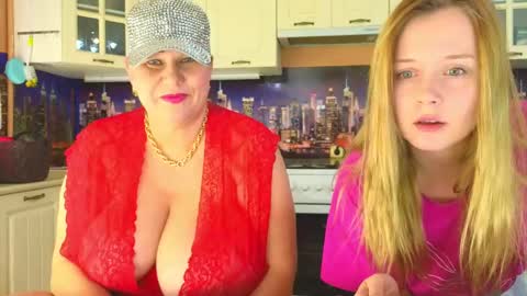 sassy_seasons online show from February 17, 2025, 11:13 am