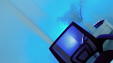 Snapshot of sassybaby1 chatting on February 13, 2025, 6:27 pm Kylie Wilson online show from February 13, 2025, 6:27 pm