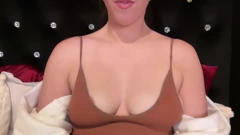 MazyMay333 online show from January 2, 2025, 5:03 am