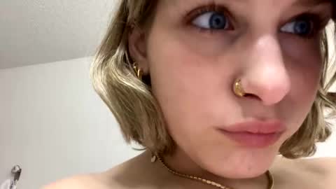 sassysquirtsmmm online show from January 6, 2026, 3:43 am