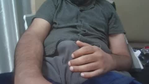 sasuke19922 online show from November 14, 2025, 3:44 pm