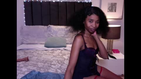 sasyylissaa online show from April 29, 2026, 7:23 am