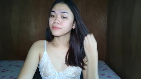 saszzyyumiie online show from October 6, 2025, 2:53 am