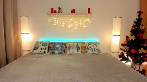 Snapshot of satimilf_ chatting on December 8, 2024, 11:51 pm Sati online show from December 8, 2024, 11:51 pm