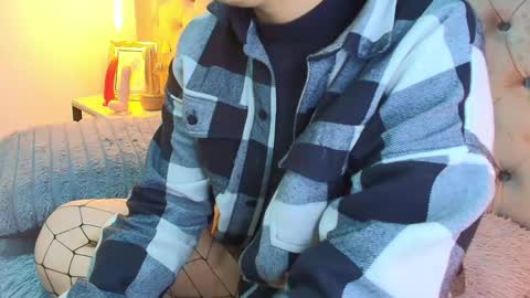 Saturningsweets online show from April 6, 2026, 12:39 pm