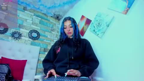 Saturnooo online show from October 7, 2025, 5:59 am