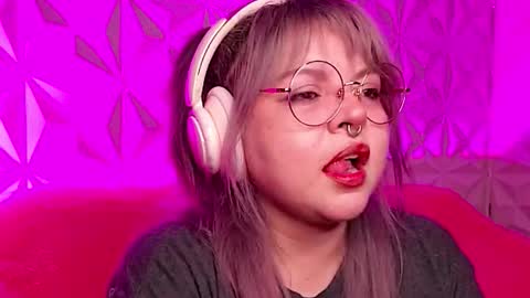 Gina George online show from October 29, 2025, 12:24 am