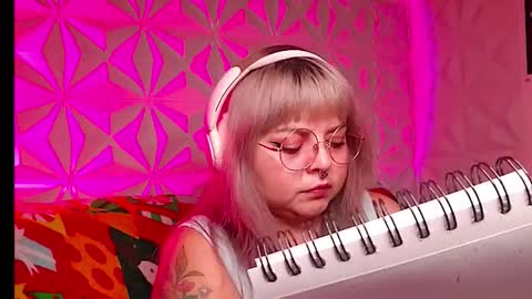 Gina George online show from December 20, 2025, 2:07 am