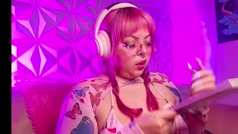 Gina George online show from February 15, 2026, 9:44 pm