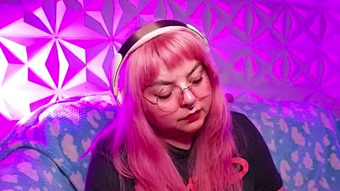 Gina George online show from April 10, 2026, 1:44 am