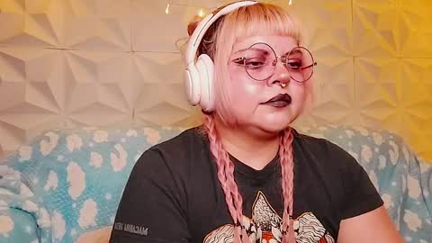 Gina George online show from May 15, 2026, 11:34 pm