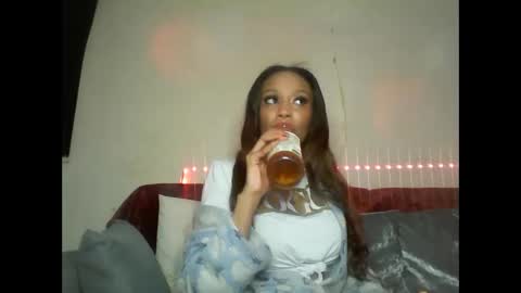 Shaniiice online show from March 6, 2025, 12:21 am