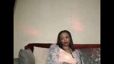 Shaniiice online show from November 6, 2025, 1:17 am