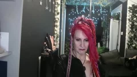 SaucySky online show from November 9, 2025, 7:56 pm