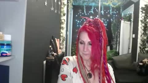 SaucySky online show from November 14, 2025, 12:42 am