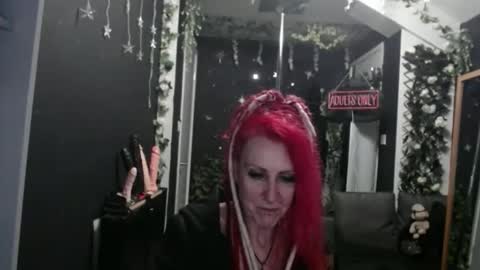 SaucySky online show from February 19, 2026, 11:23 pm