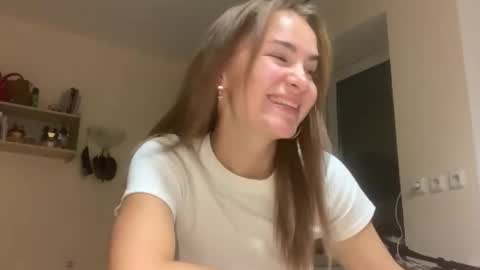 Snapshot of saundrayeeloy chatting on September 20, 2025, 4:30 pm Martha online show from September 20, 2025, 4:30 pm