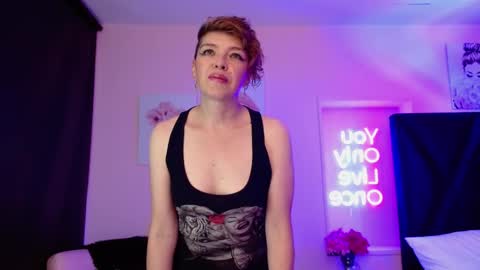 lilith online show from December 4, 2025, 8:28 pm