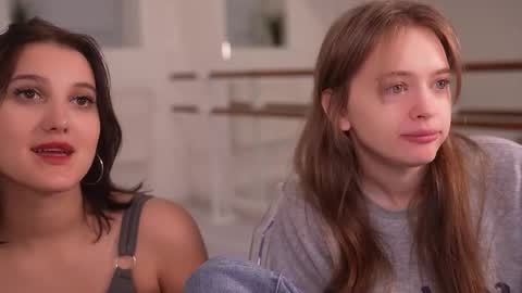 Snapshot of sav_anna chatting on October 24, 2025, 2:46 pm LUNA and ANNA online show from October 24, 2025, 2:46 pm