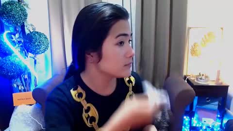 savage_selinats online show from February 21, 2025, 10:04 pm