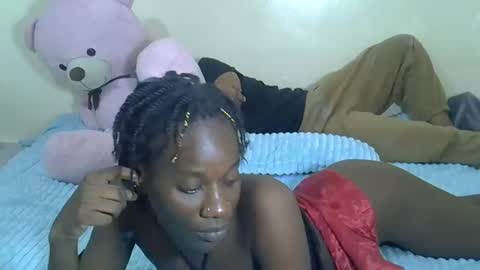 Snapshot of savagetongu3e chatting on October 7, 2025, 4:04 pm savagetonguee online show from October 7, 2025, 4:04 pm