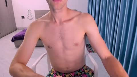 Snapshot of savak_hottie chatting on May 1, 2026, 1:37 pm Savak Laakem online show from May 1, 2026, 1:37 pm