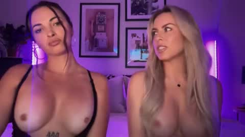 Snapshot of savanna_rae chatting on November 15, 2025, 1:58 am Savvy Savanna online show from November 15, 2025, 1:58 am