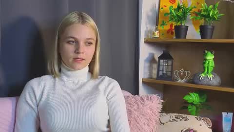 savannahshor online show from September 30, 2025, 7:19 pm