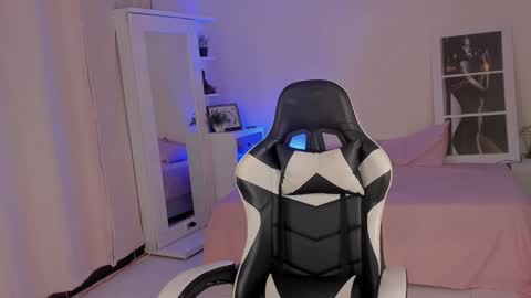 Savannahwildee online show from December 2, 2024, 7:16 pm