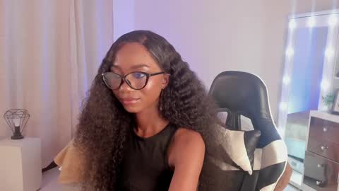 Savannahwildee online show from January 13, 2025, 8:48 pm