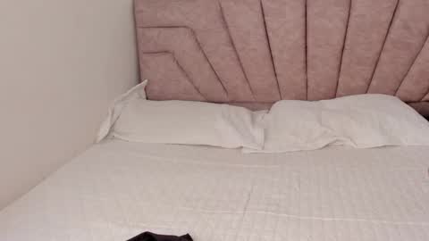 Savannahwildee online show from February 4, 2026, 1:17 pm