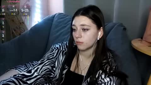 Sophie online show from October 24, 2025, 5:31 pm