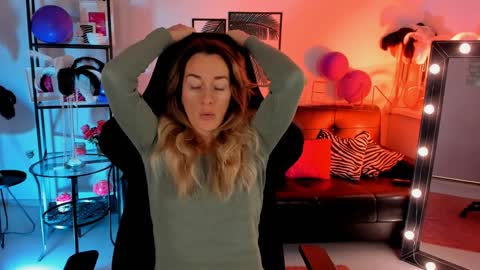 save the qween online show from December 16, 2024, 7:48 am