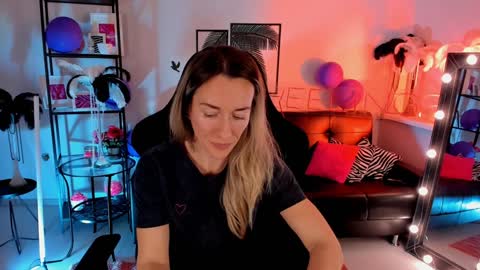 save the qween online show from December 23, 2024, 10:53 am