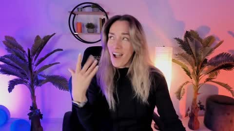 save the qween online show from January 12, 2025, 5:03 am