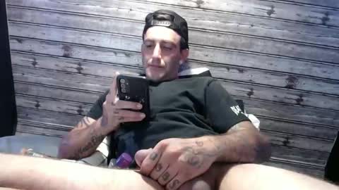 savedbythebell6996 online show from October 25, 2025, 5:19 pm