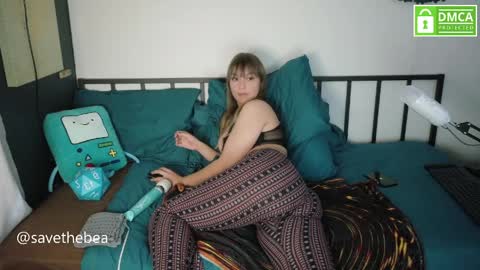 Bea online show from April 25, 2026, 11:02 pm