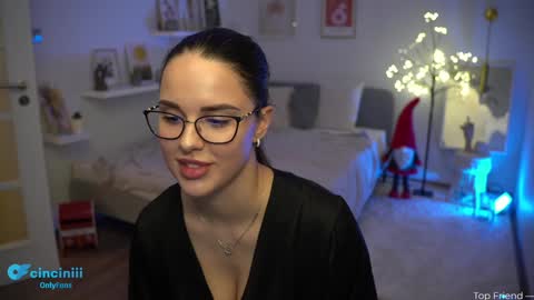 Naomi online show from December 3, 2024, 7:33 pm