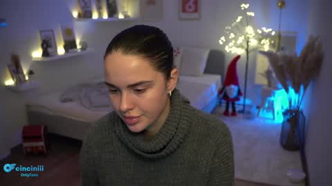 Naomi online show from December 29, 2024, 7:43 pm