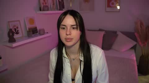Naomi online show from February 10, 2025, 7:49 pm