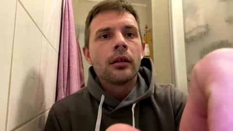 chamomile online show from March 10, 2025, 9:51 pm