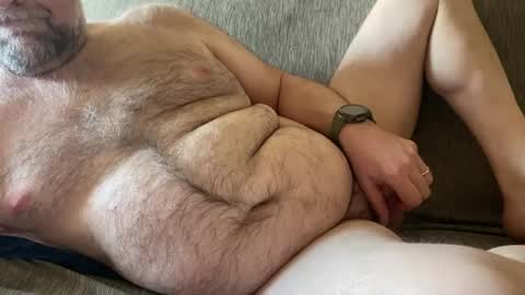 SaxBoBear online show from April 21, 2026, 2:34 pm