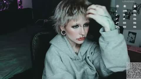 pronoun she. name Mary. age 21. online show from May 13, 2026, 7:00 pm