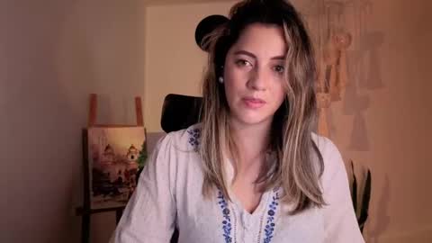 Venus online show from October 6, 2025, 5:10 pm