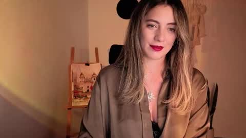 Venus online show from October 17, 2025, 3:14 pm