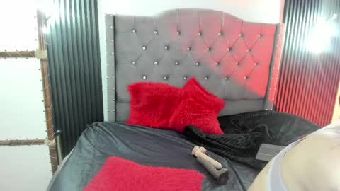 Snapshot of scarbadgirl_ chatting on June 1, 2026, 4:14 am scarbadgirl_ online show from June 1, 2026, 4:14 am