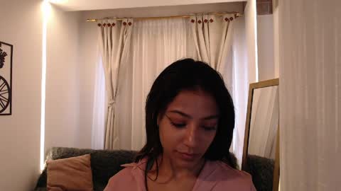 Scaelet Mia online show from May 4, 2026, 9:22 pm